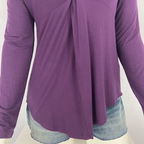 Soft Surroundings Women's Long Sleeve Bouse Top Size M V-Neck Purple NWOT - Picture 4 of 8